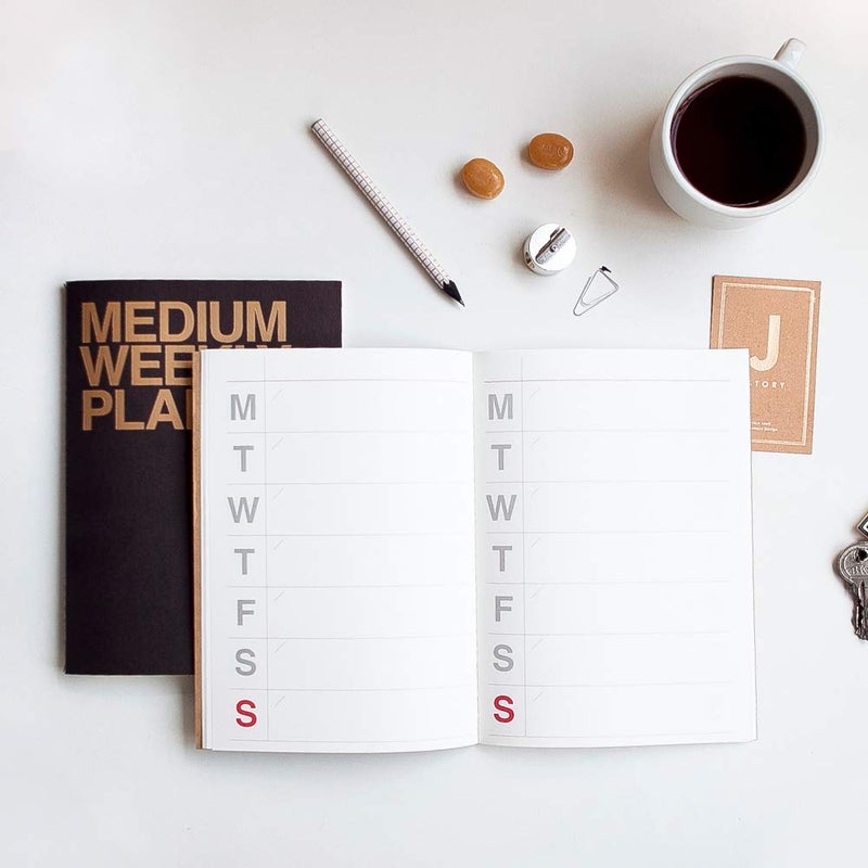 JSTORY Medium Weekly Planner Lays Flat Undated Year Round Flexible Cover One Size Kraft - Image 3